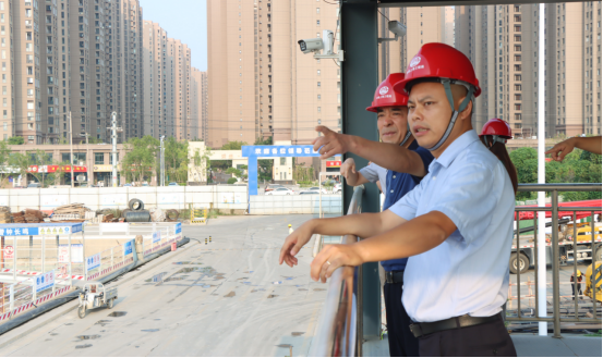 徐州市水利學(xué)會(huì)到中鐵上海工程局奎河項(xiàng)目部調(diào)研368.png