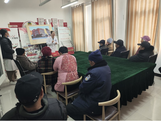 泉山區(qū)南村社區(qū)開展“老年人慢性病防治”健康科普知識(shí)講座29.png 泉山區(qū)南村社區(qū)開展“老年人慢性病防治”健康科普知識(shí)講座29.png